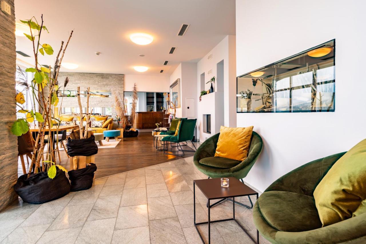 Der Sonnberg Alpinlodges - Apartments Mit Seeblick, Privater Sauna Und Self Check-In Zell am See Eksteriør bilde