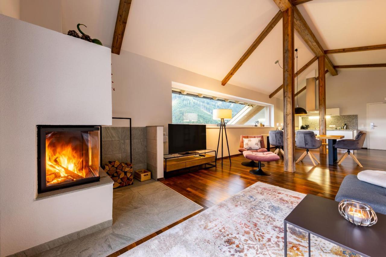 Der Sonnberg Alpinlodges - Apartments Mit Seeblick, Privater Sauna Und Self Check-In Zell am See Eksteriør bilde