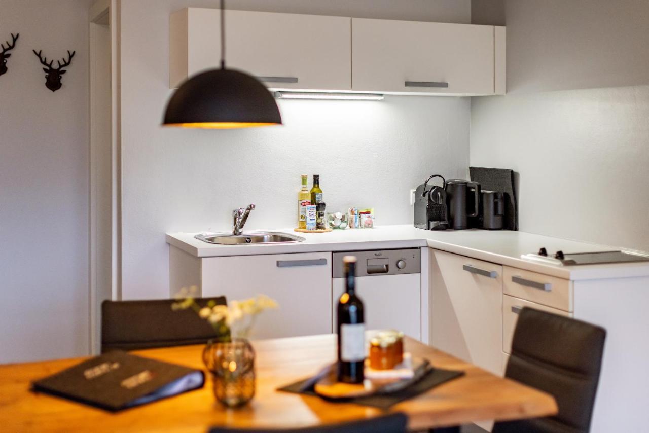 Der Sonnberg Alpinlodges - Apartments Mit Seeblick, Privater Sauna Und Self Check-In Zell am See Eksteriør bilde