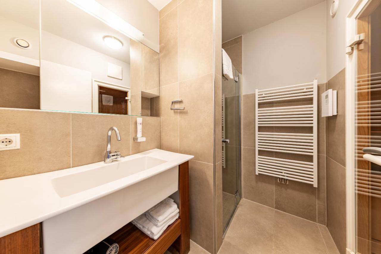 Der Sonnberg Alpinlodges - Apartments Mit Seeblick, Privater Sauna Und Self Check-In Zell am See Eksteriør bilde